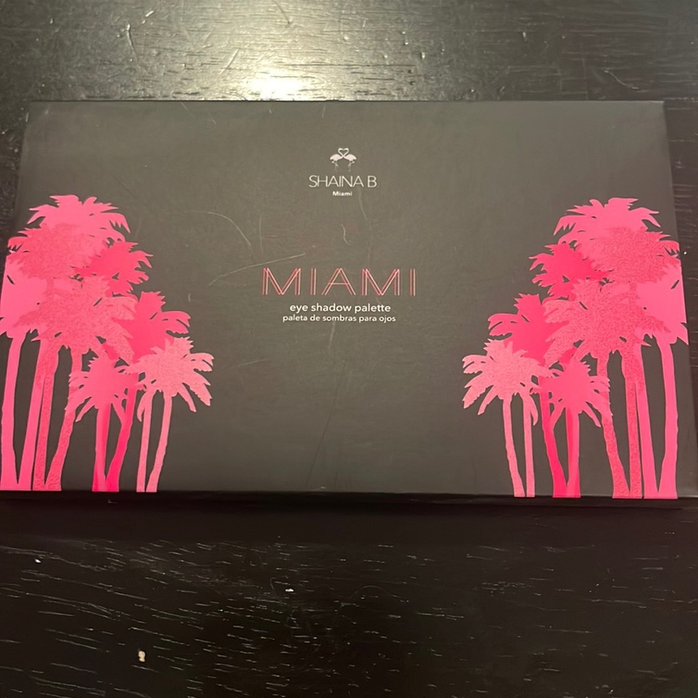 Shaina B Miami eye shadow palette